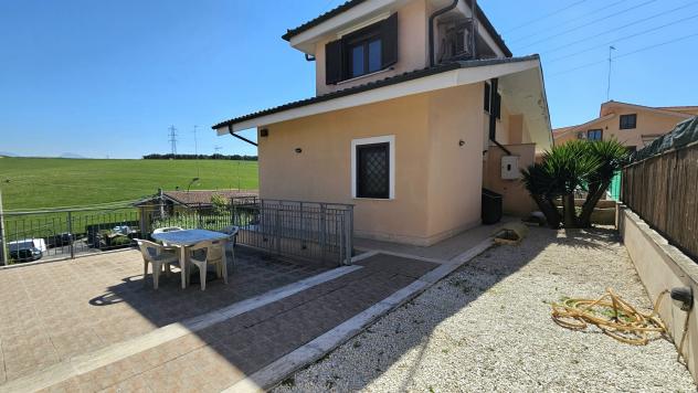 casa indipendente in vendita a Guidonia Montecelio