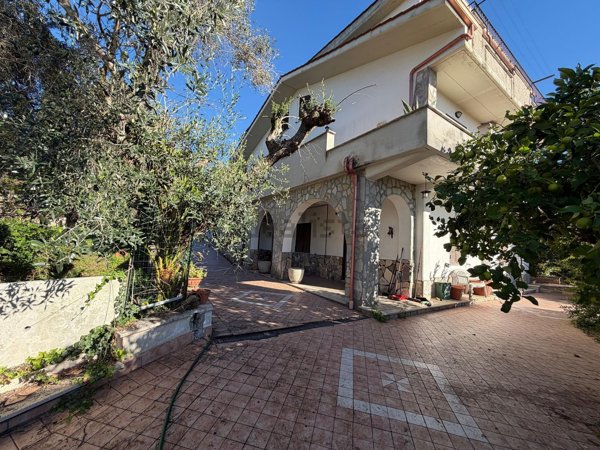 appartamento in vendita a Guidonia Montecelio in zona Pichini