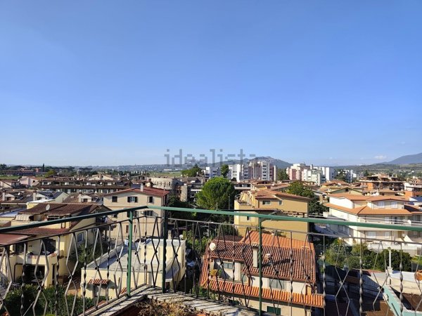 appartamento in vendita a Guidonia Montecelio in zona La Botte