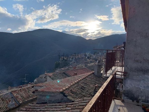 appartamento in vendita a Jenne