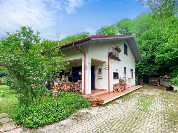 casa indipendente in vendita a Labico