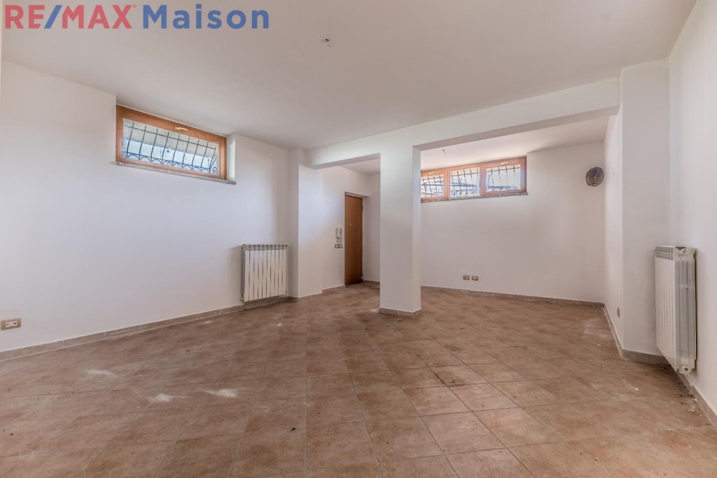 casa indipendente in vendita a Labico