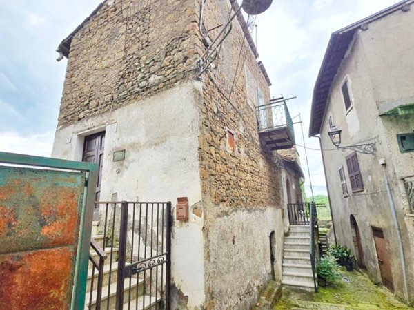 casa indipendente in vendita a Labico