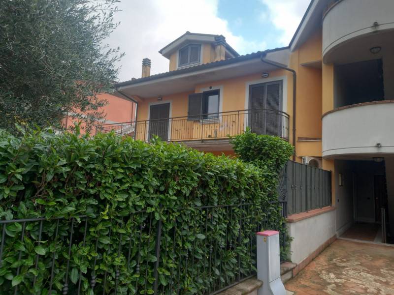 appartamento in vendita a Labico