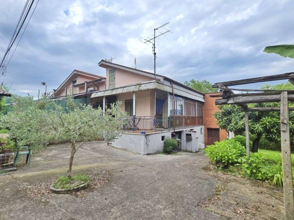 casa indipendente in vendita a Labico