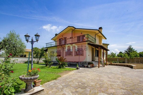 casa indipendente in vendita a Labico in zona Colle Spina