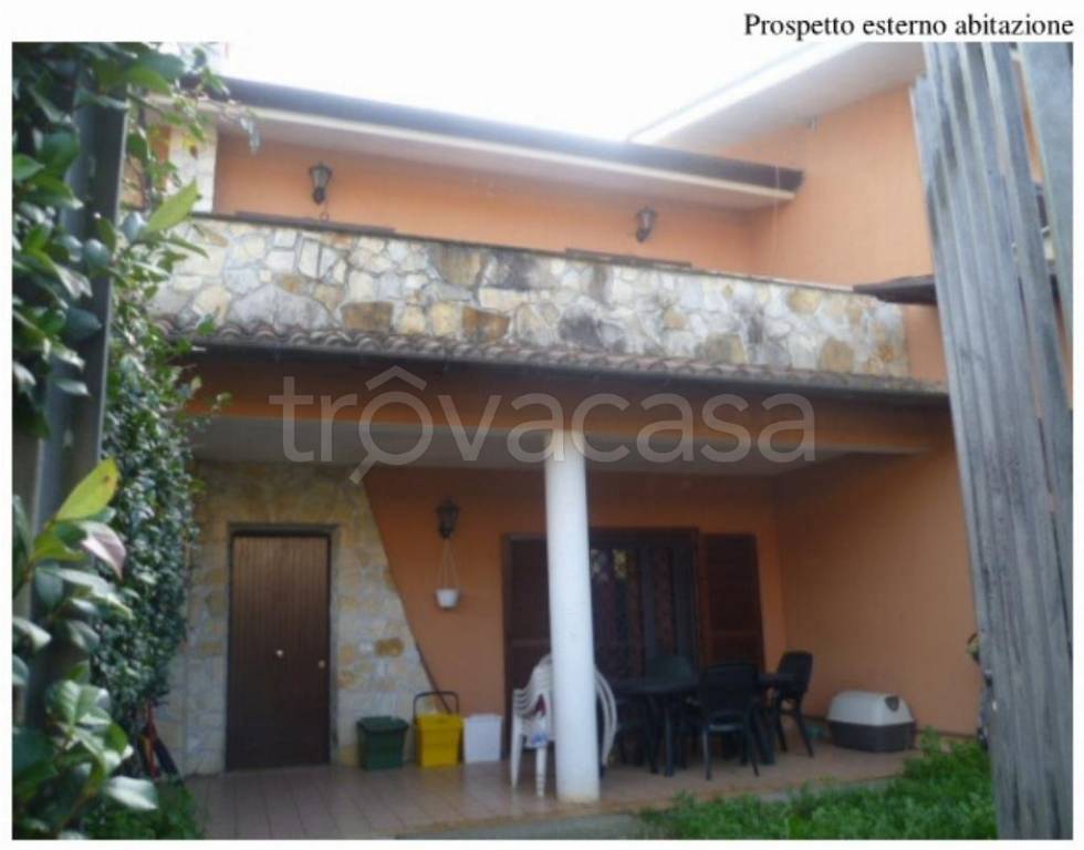casa indipendente in vendita a Labico