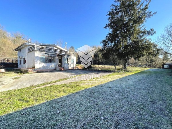negozio in vendita a Labico