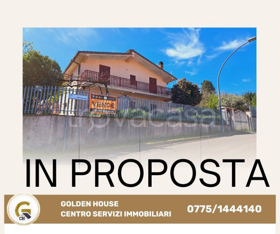 casa indipendente in vendita a Labico in zona Colle Spina