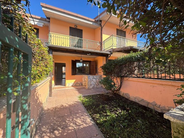 casa indipendente in vendita a Labico