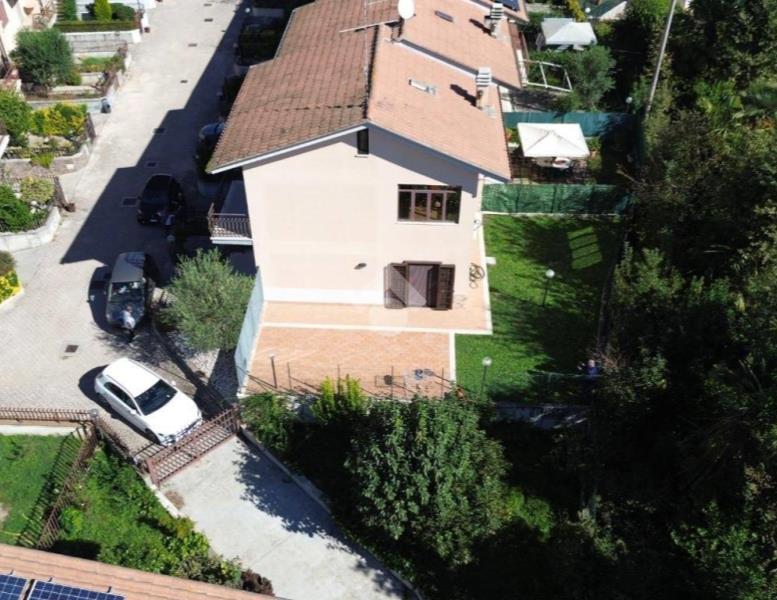 casa indipendente in vendita a Labico