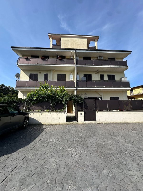 appartamento in vendita a Labico in zona Colle Spina