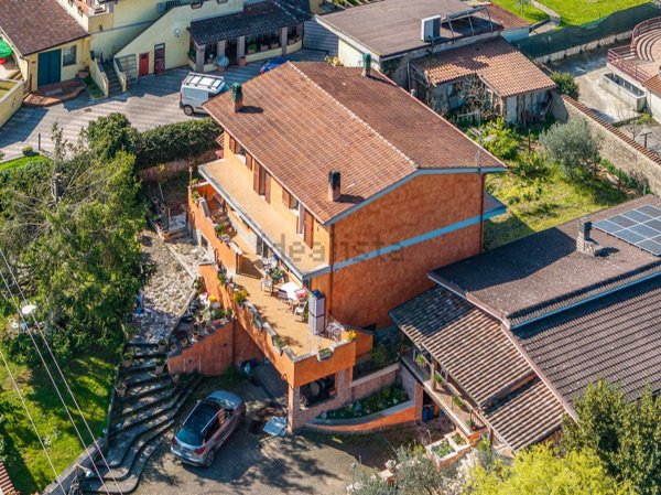 appartamento in vendita a Labico in zona Colle Spina