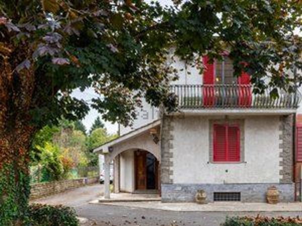 casa indipendente in vendita a Labico