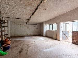 locale commerciale in vendita a Labico