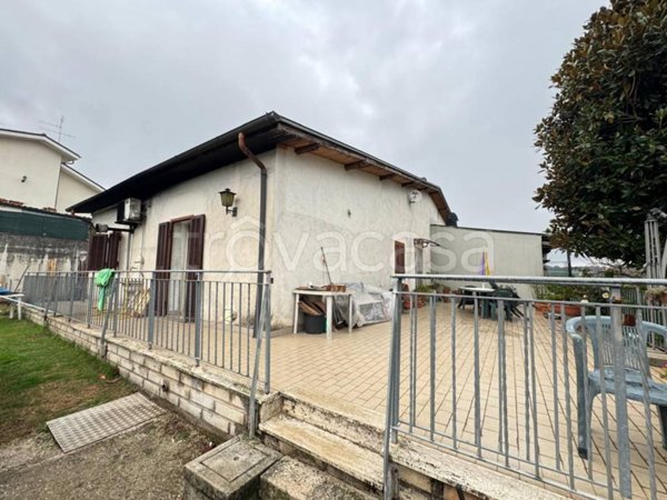 casa indipendente in vendita a Labico in zona Colle Spina