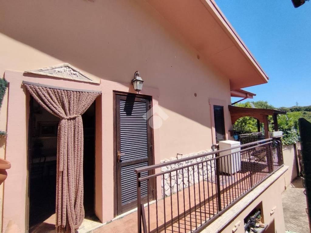 casa indipendente in vendita a Labico in zona Colle Spina