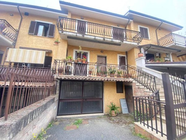 casa indipendente in vendita a Labico