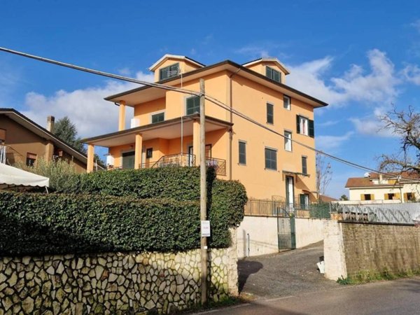 appartamento in vendita a Labico