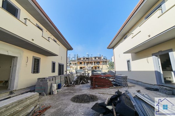 pentavano in vendita a Labico in zona Colle Spina