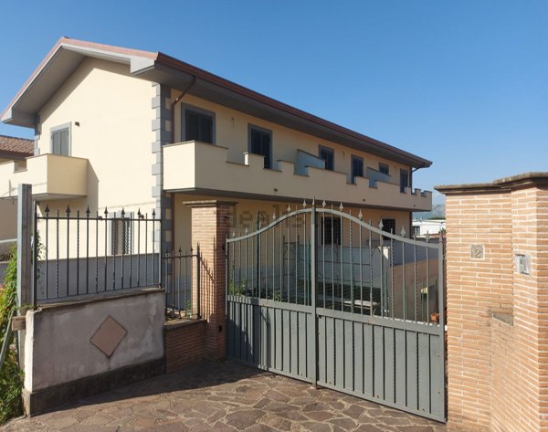 casa indipendente in vendita a Labico in zona Colle Spina