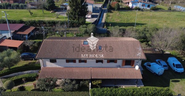 casa indipendente in vendita a Labico