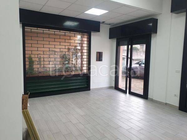 negozio in vendita a Labico