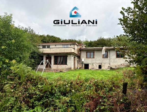 casa indipendente in vendita a Labico