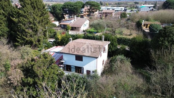 casa indipendente in vendita a Labico
