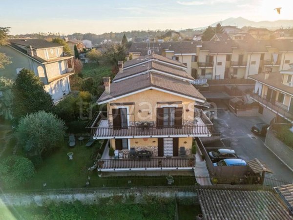 casa indipendente in vendita a Labico