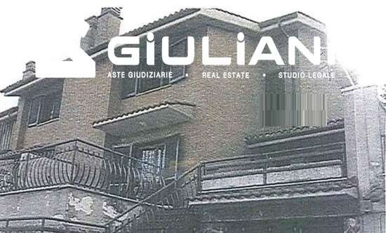 casa indipendente in vendita a Labico