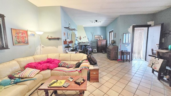 casa indipendente in vendita a Labico in zona Colle Spina