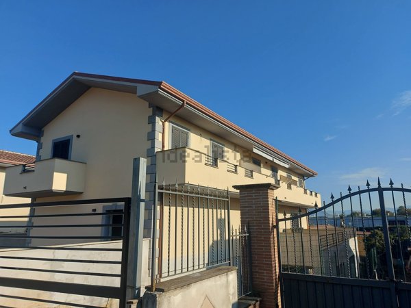 pentavano in vendita a Labico in zona Colle Spina