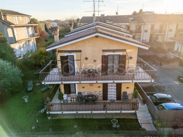 casa indipendente in vendita a Labico