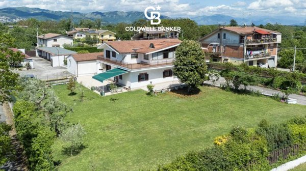 casa indipendente in vendita a Labico in zona Colle Spina