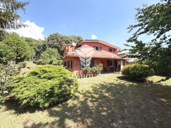 casa indipendente in vendita a Labico in zona Colle Spina