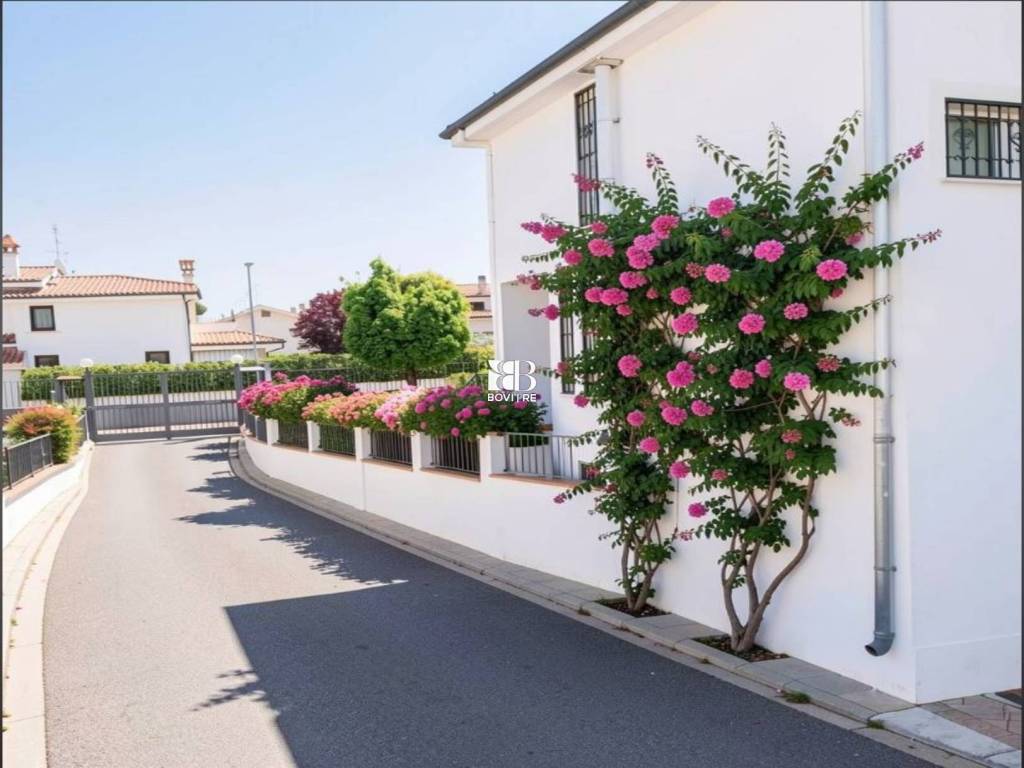 casa indipendente in vendita a Labico