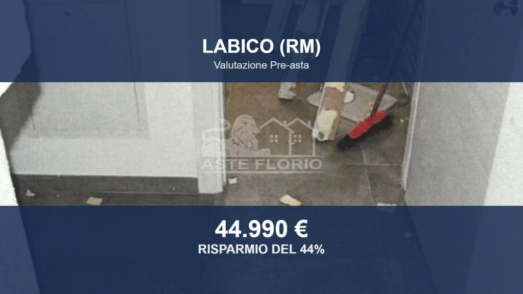 locale commerciale in vendita a Labico