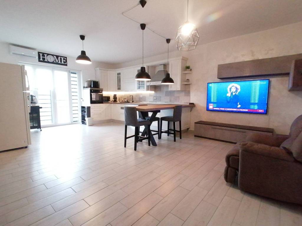 casa indipendente in vendita a Labico in zona Colle Spina