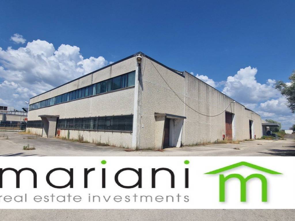 locale commerciale in vendita a Lanuvio