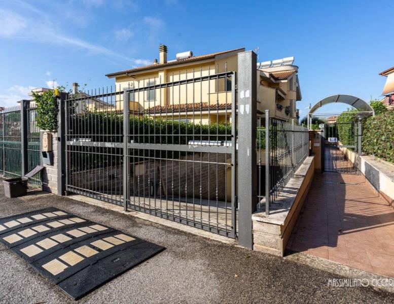 appartamento in vendita a Lanuvio