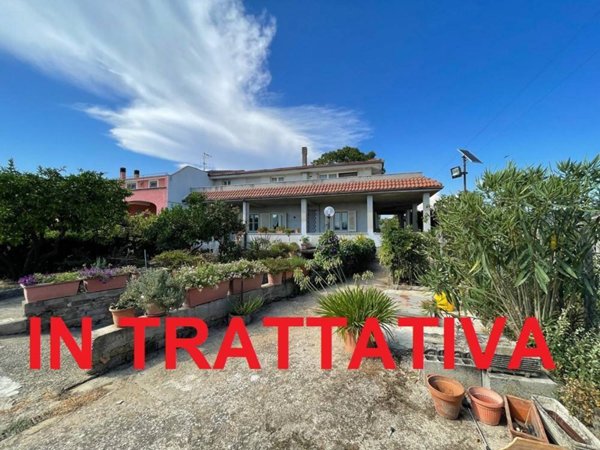 casa indipendente in vendita a Lanuvio