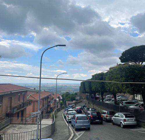 appartamento in vendita a Lanuvio