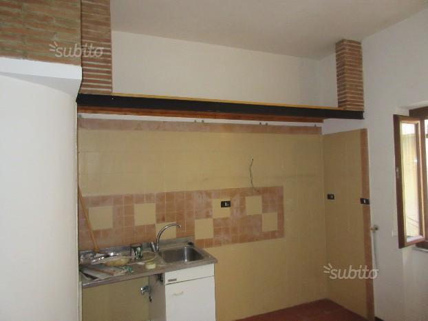 appartamento in vendita a Lanuvio