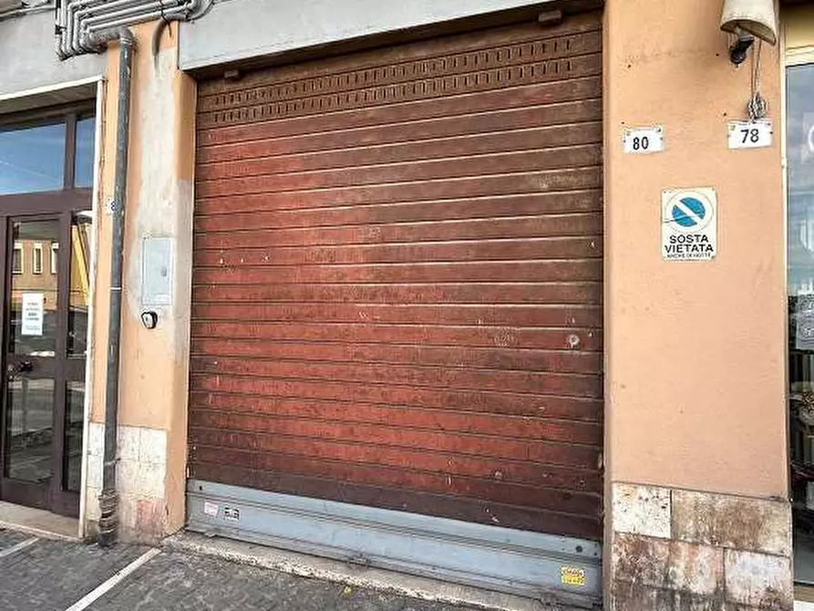 locale commerciale in vendita a Lanuvio