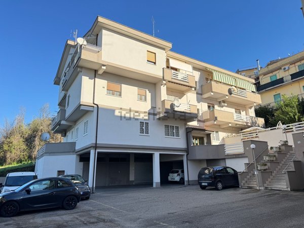 appartamento in vendita a Lanuvio