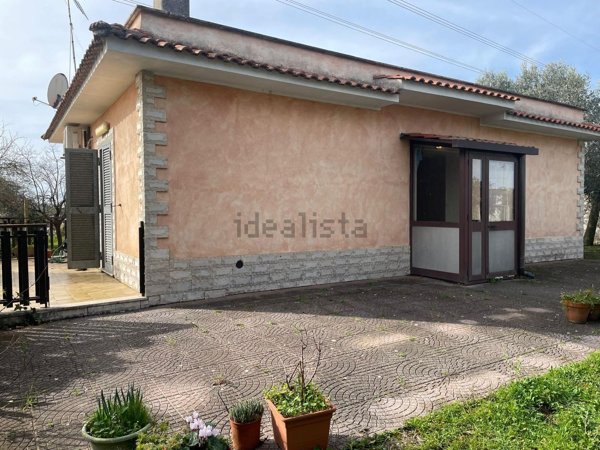appartamento in vendita a Lanuvio in zona Malcavallo