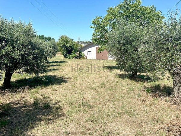 terreno edificabile in vendita a Lanuvio