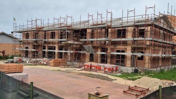 casa indipendente in vendita a Lanuvio