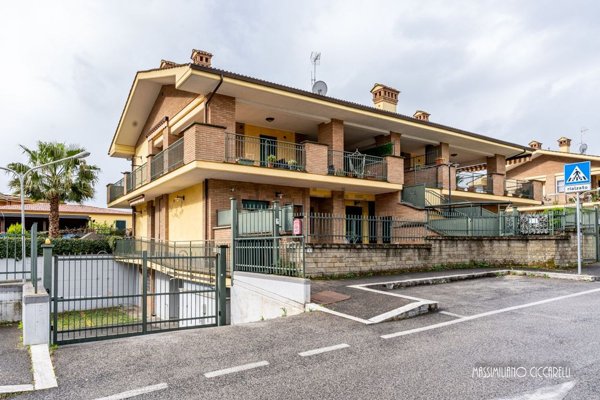 appartamento in vendita a Lanuvio